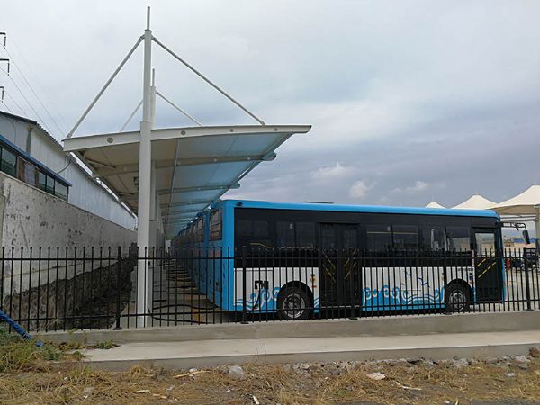 大巴膜結(jié)構(gòu)充電樁車棚.jpg